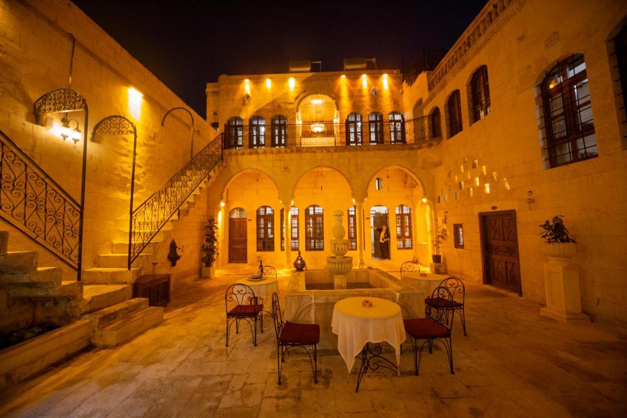 Hayatli Couette-café *